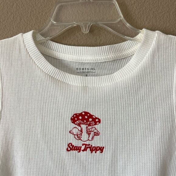 Homegirl Society “Stay Trippy” Mushroom Crop Top - Picture 2 of 5